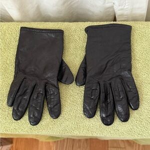 "Cara" by Gates Women's Sz L Soft Leather Riding/Driving Gloves